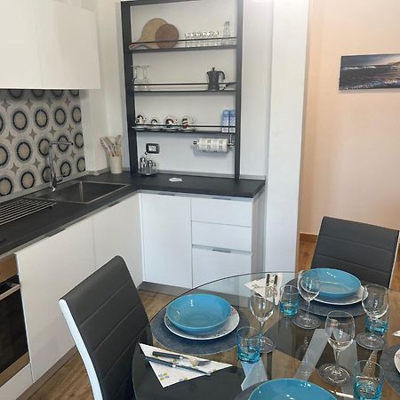 Lombardo'S Family - Free Private Parking 700M From The Station! La Spezia Exterior foto