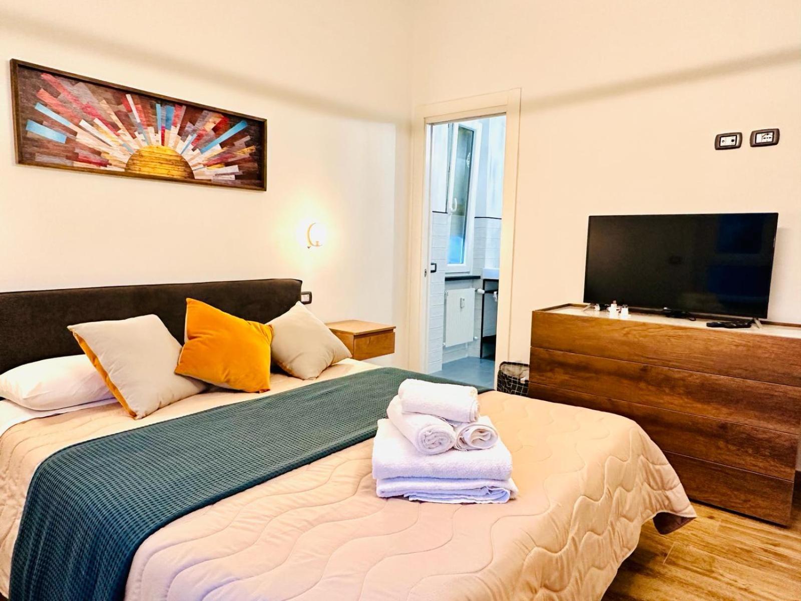 Lombardo'S Family - Free Private Parking 700M From The Station! La Spezia Exterior foto